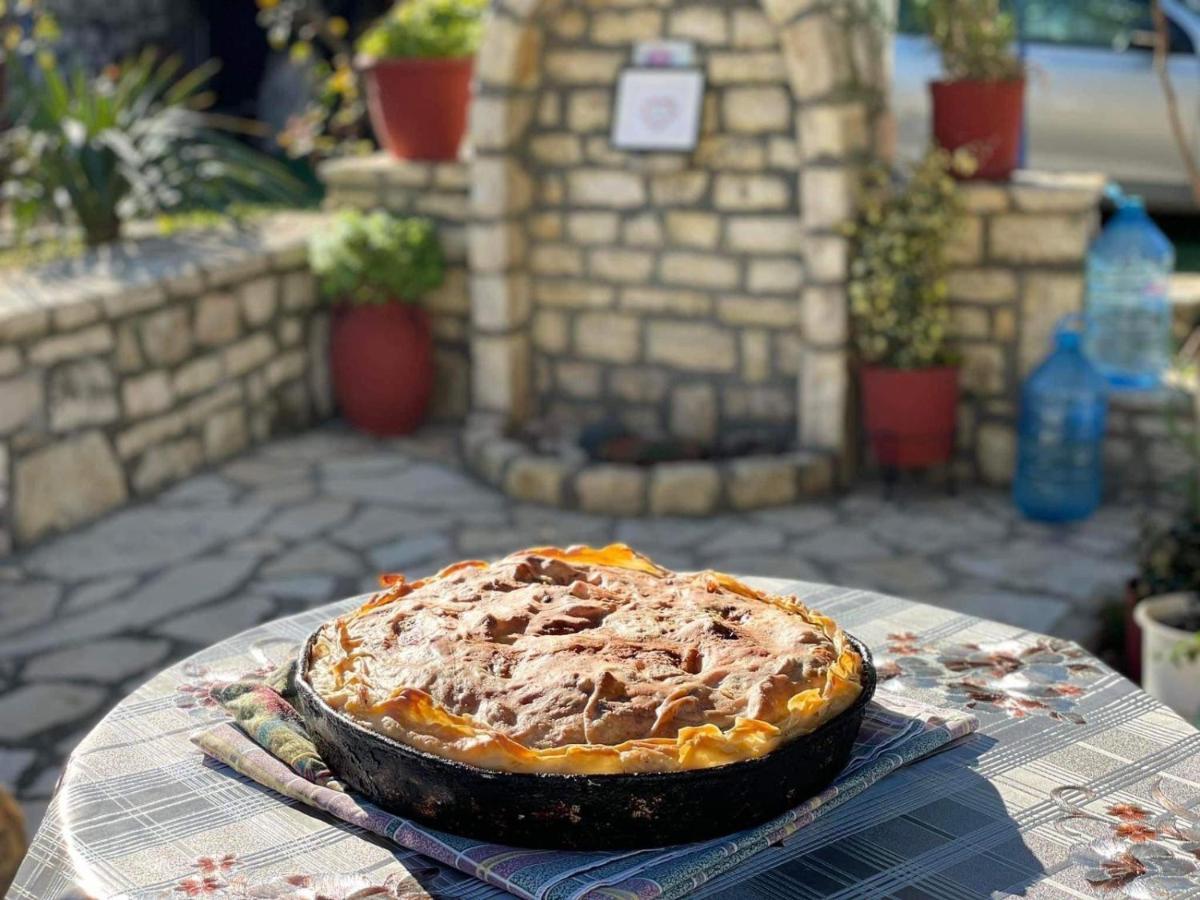 Vjosa Guest House Memaliaj Экстерьер фото