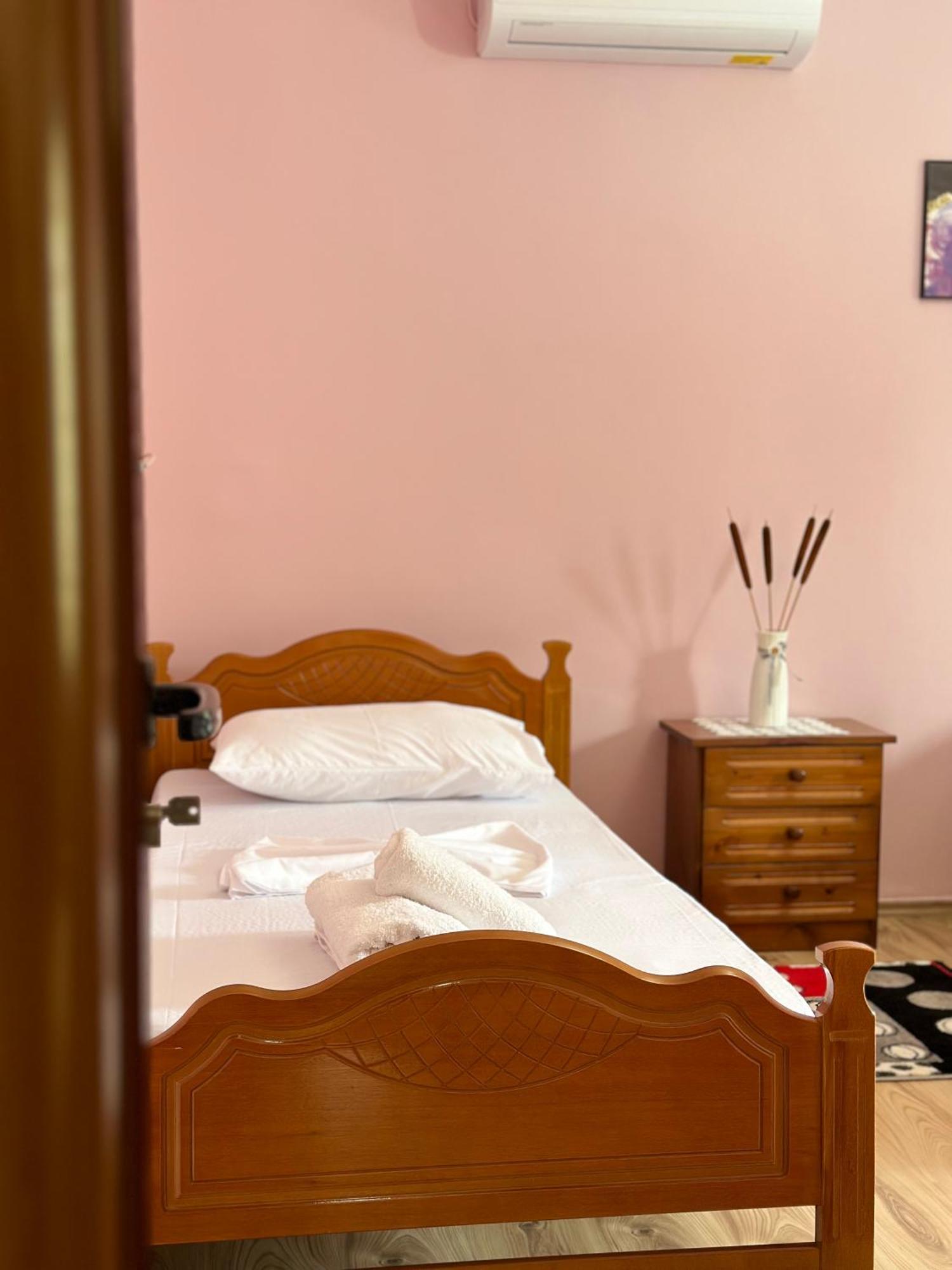 Vjosa Guest House Memaliaj Экстерьер фото