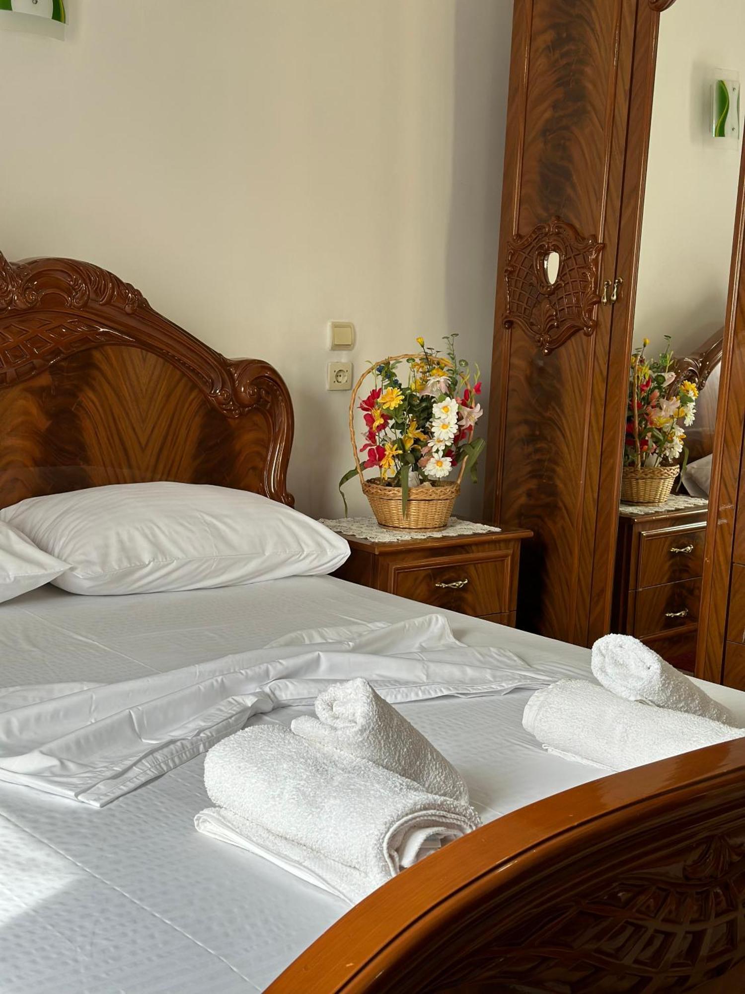 Vjosa Guest House Memaliaj Экстерьер фото